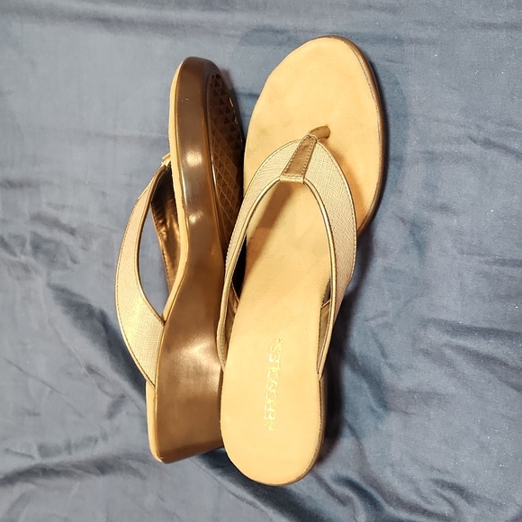 !!!FINAL SALE!!!  Women's Aerosoles sandals size 10M - Picture 5 of 5